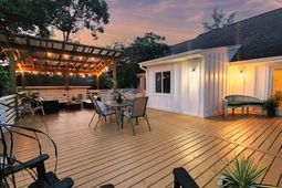 957 Travers Drive photo 4