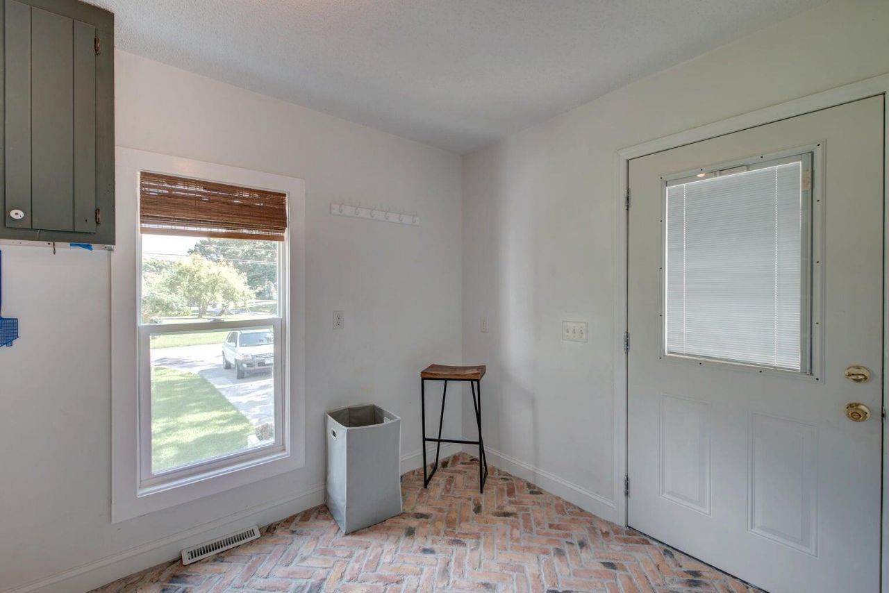 957 Travers Drive Photo 57