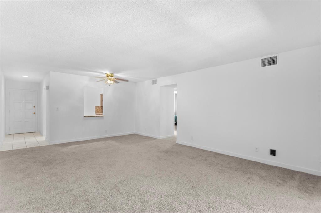 7556 Stirling Road, Unit 223, Davie, FL 33024 Photo