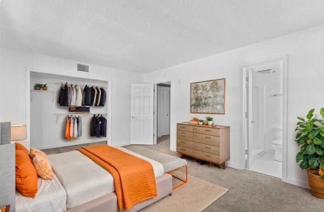 7556 Stirling Road, Unit 223, Davie, FL 33024 Photo
