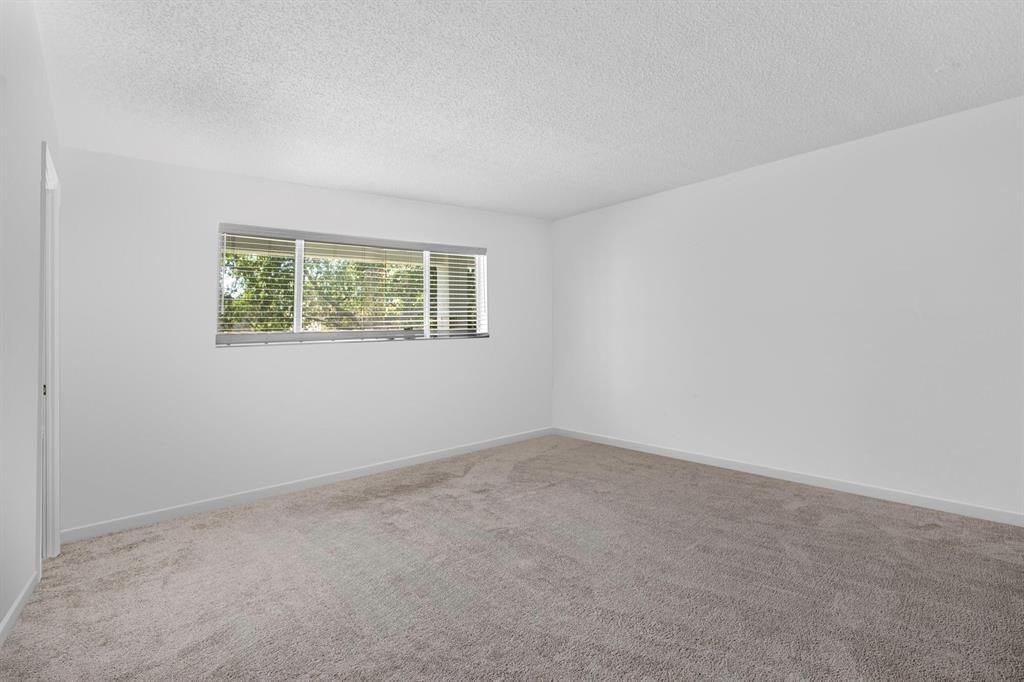 7556 Stirling Road, Unit 223, Davie, FL 33024 Photo