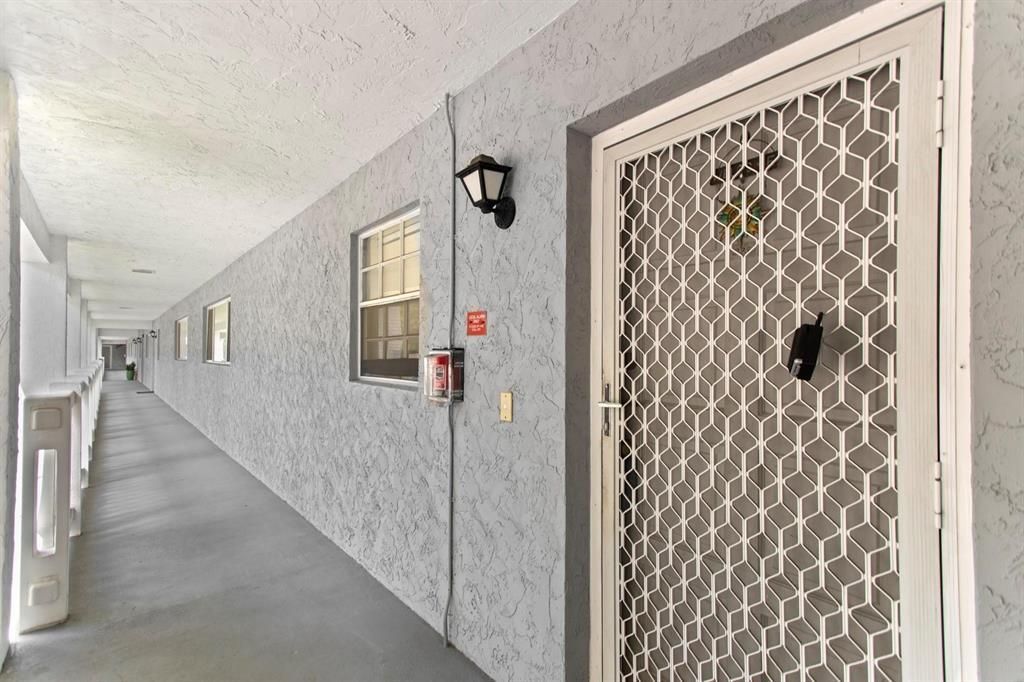 7556 Stirling Road, Unit 223, Davie, FL 33024 Photo