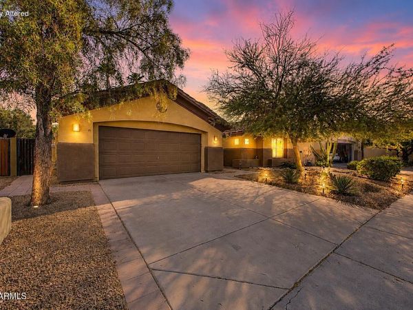 11230 S OAKWOOD Drive, Goodyear, AZ 85338