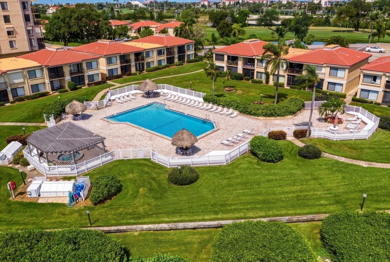 6219 Palma Del Mar Boulevard S, Unit 102, Saint Petersburg, FL 33715 Photo