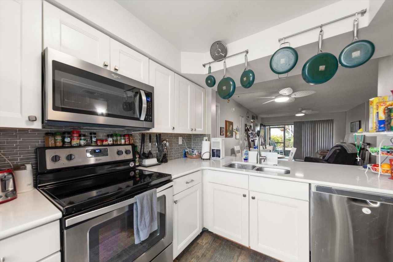 6219 Palma Del Mar Boulevard S, Unit 102, Saint Petersburg, FL 33715 Photo