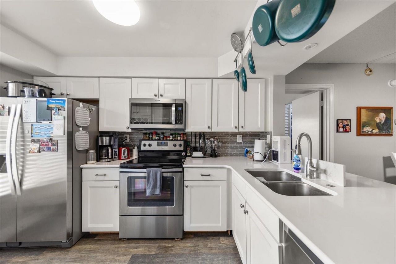 6219 Palma Del Mar Boulevard S, Unit 102, Saint Petersburg, FL 33715 Photo