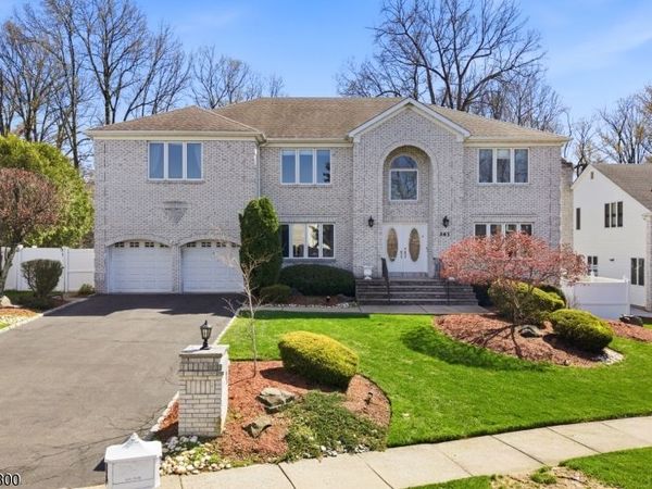 343 Mckinley Ave, Edison, NJ 08820