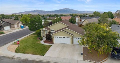 1940 Four Iron Court, Fernley, NV 89408 Photo