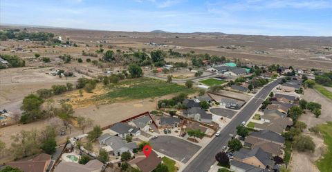 1940 Four Iron Court, Fernley, NV 89408 Photo