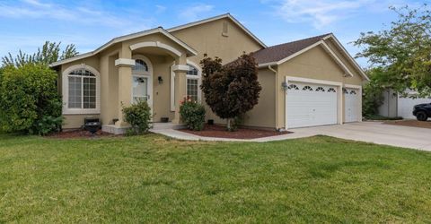 1940 Four Iron Court, Fernley, NV 89408 Photo