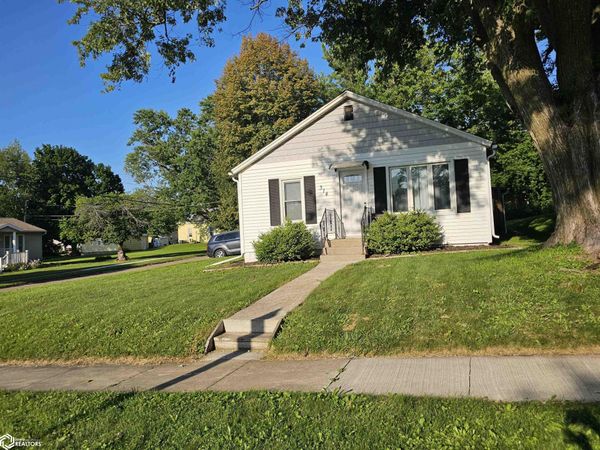 314 N Pine, New London, IA 52645