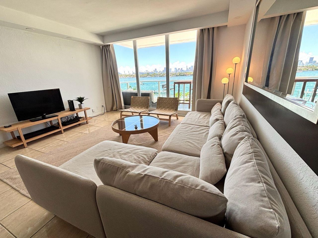 1000 West Avenue, Unit 314, Miami Beach, FL 33139 Photo