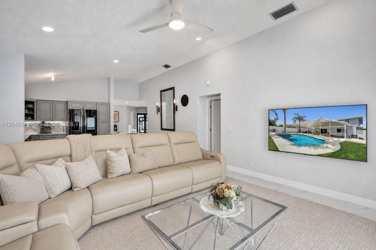 2384 NW 34th Way , Coconut Creek, FL 33066 Photo