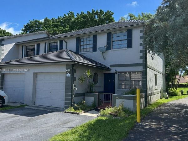 11047 SW 154th Ct , Miami, FL 33196