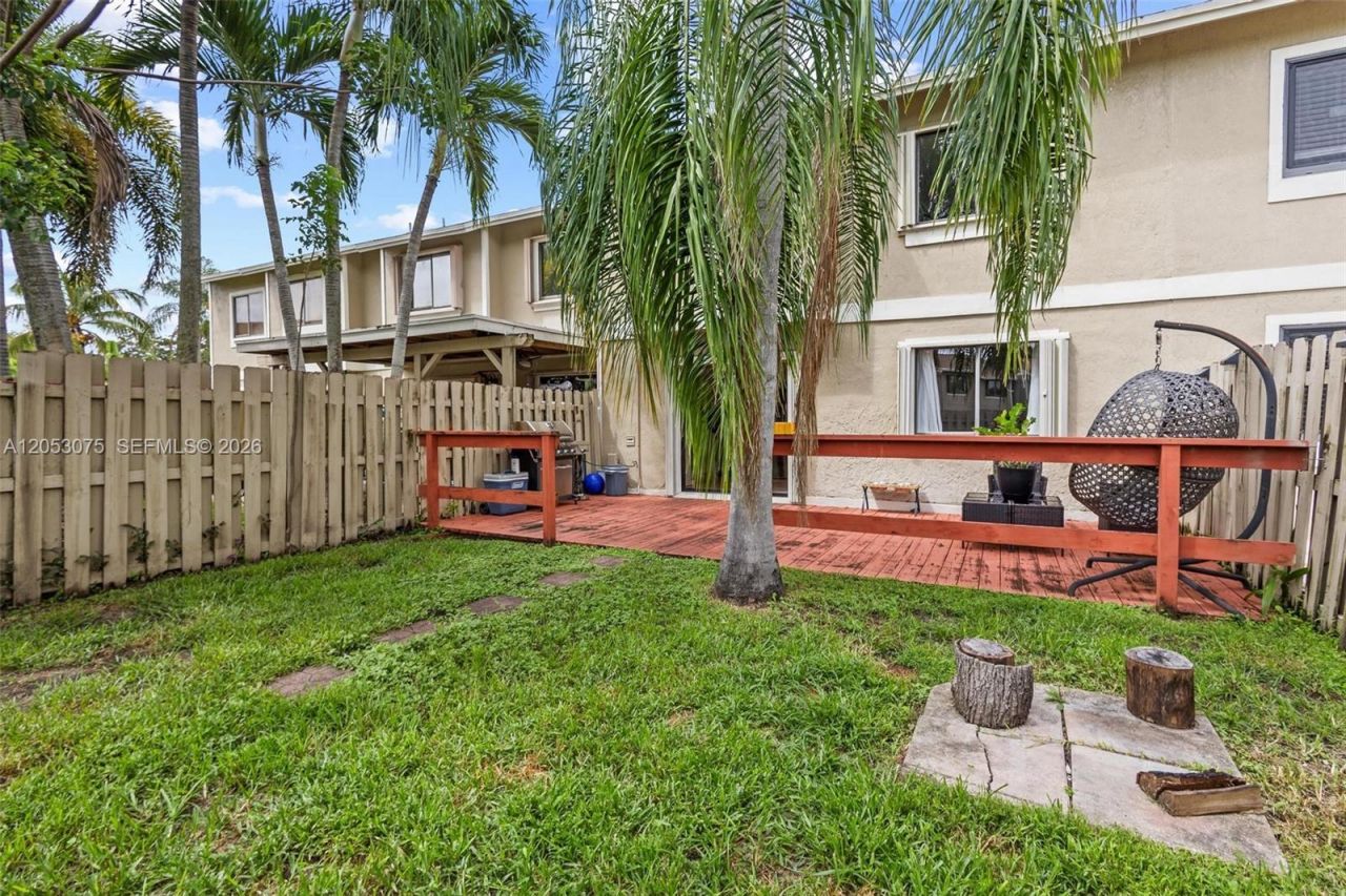 11166 NW 37th St , Sunrise, FL 33351 Photo