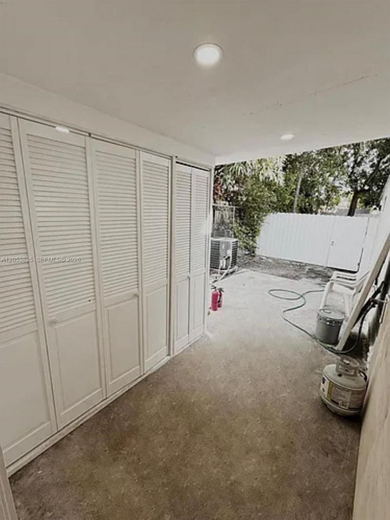 1237 NW 33rd Ave , Miami, FL 33125 Photo