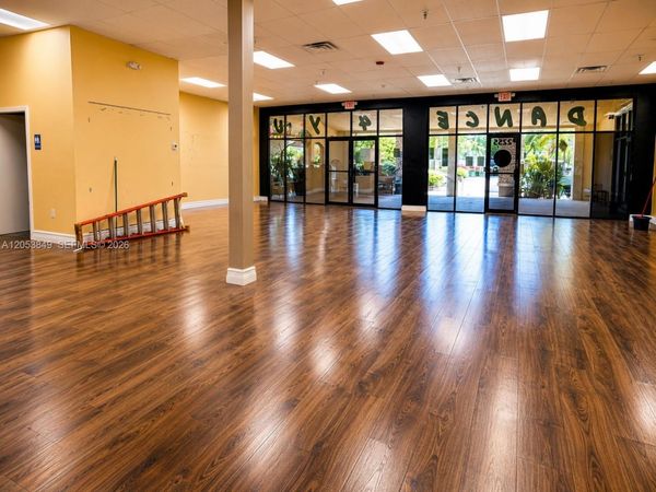 2215 W Hillsboro Blvd , Unit 5, Deerfield Beach, FL 33442