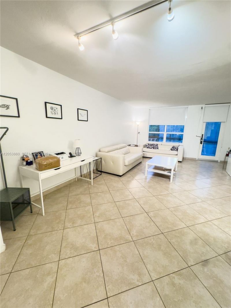 10185 Collins Ave, Unit 202, Bal Harbour, FL 33154 Photo