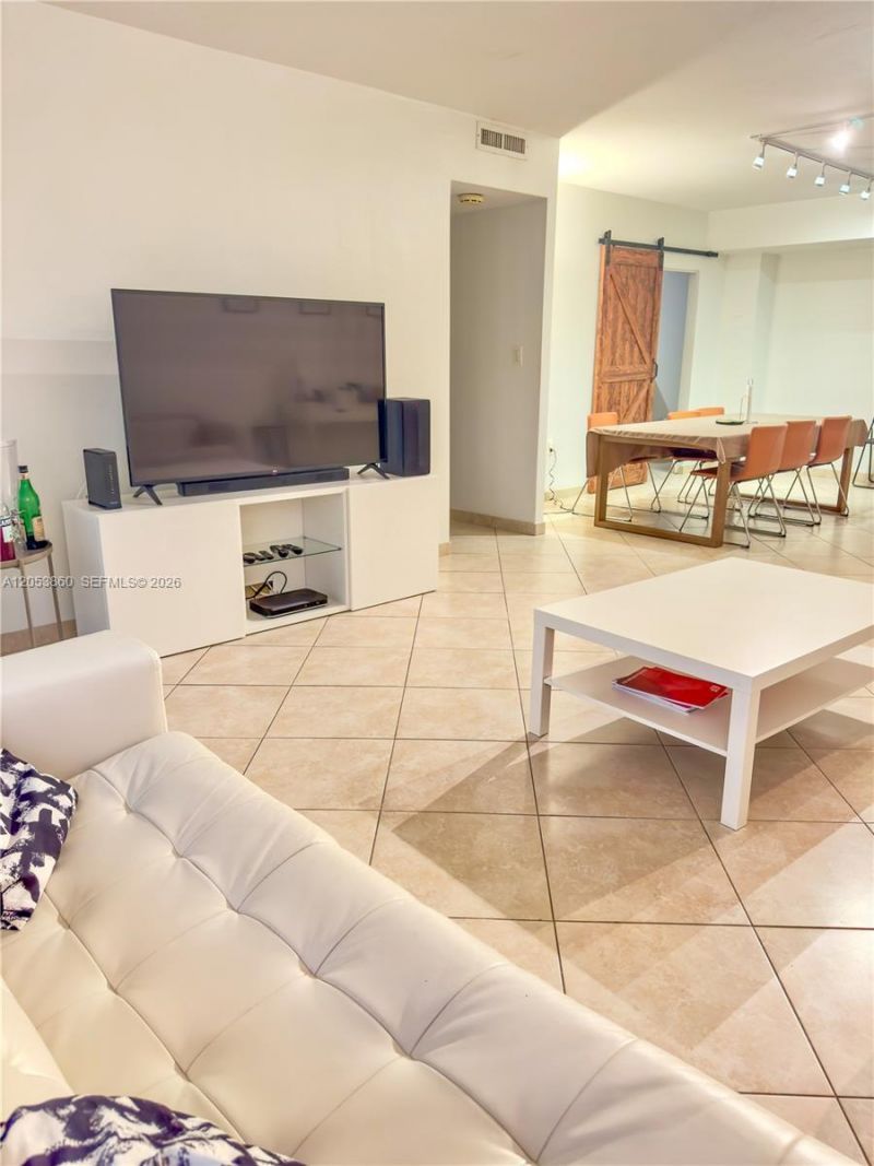 10185 Collins Ave, Unit 202, Bal Harbour, FL 33154 Photo