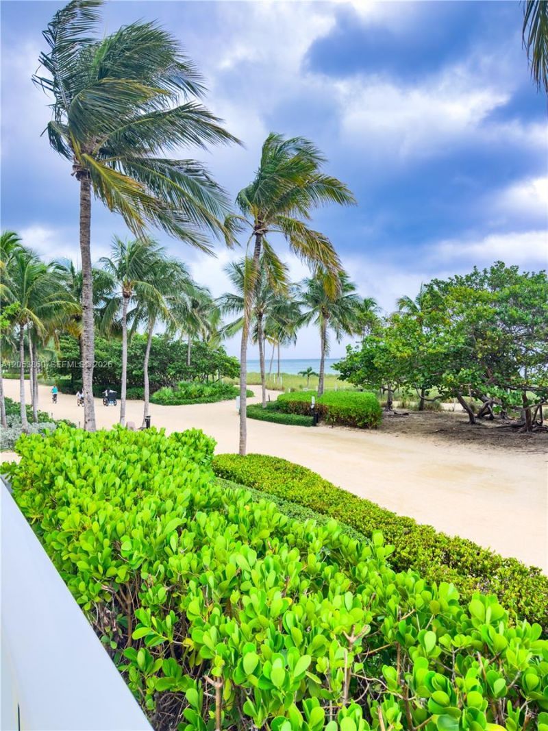 10185 Collins Ave, Unit 202, Bal Harbour, FL 33154 Photo