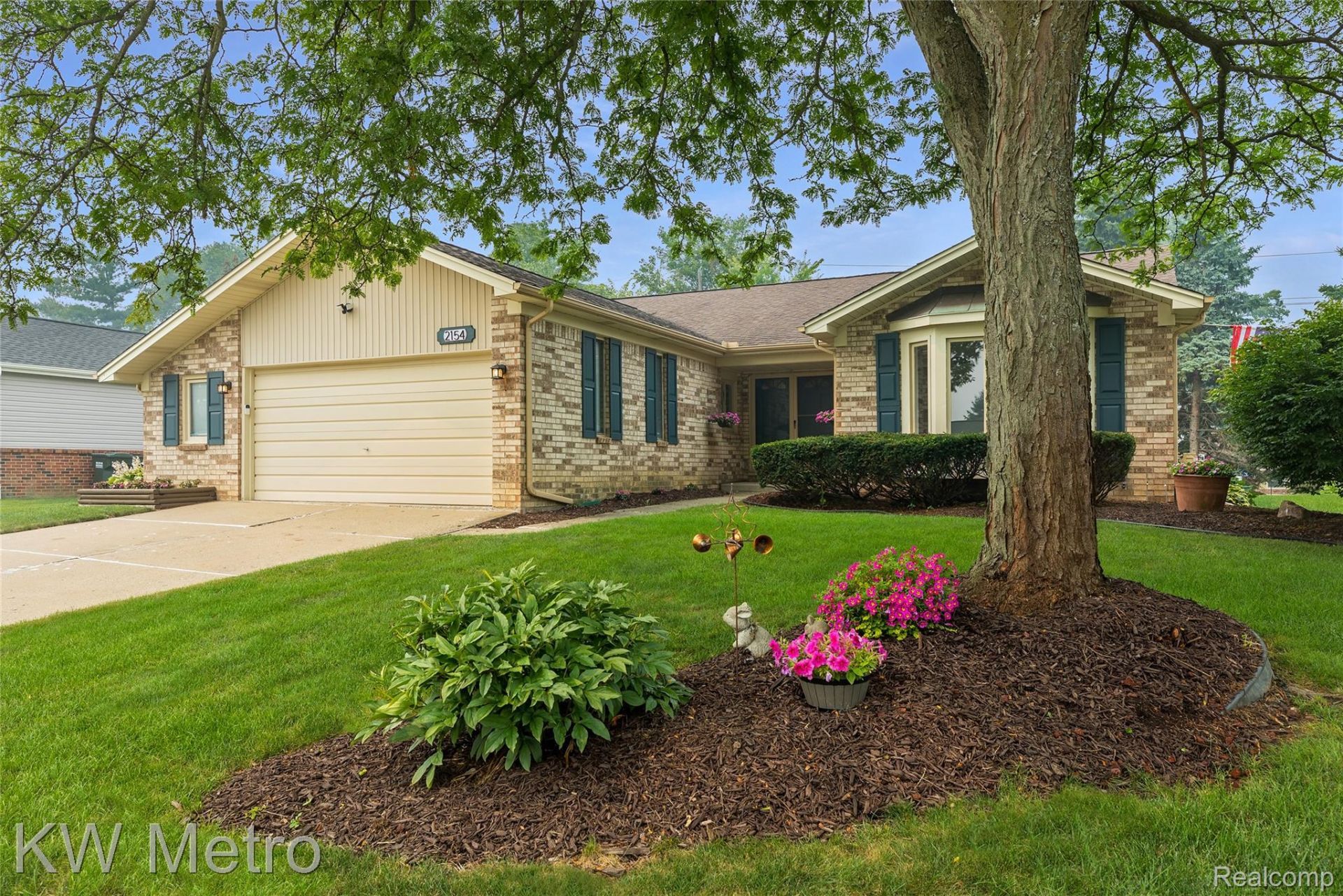 2154 Warrington Road, Rochester Hills, Mi 48307 Main Photo