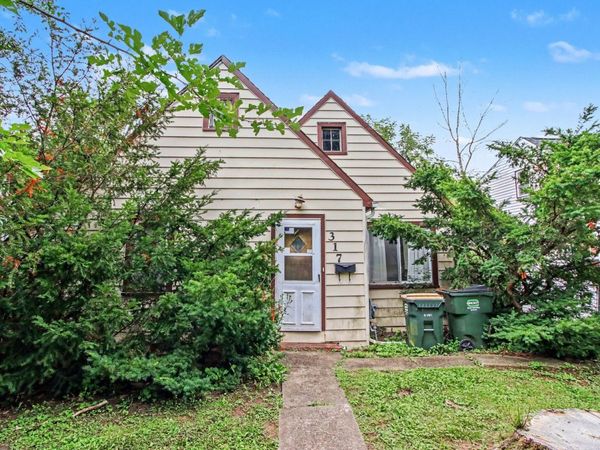 317 Grandview Drive , Round Lake Park, IL 60073