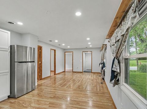 Main Photo