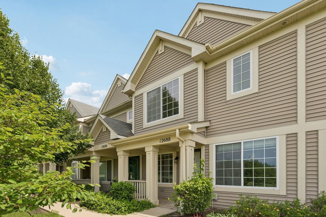 12688 W Wakefield Drive , Beach Park, IL 60083