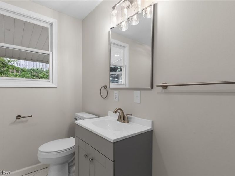 511 W Vine Street, Martins Ferry, OH 43935 Photo 18