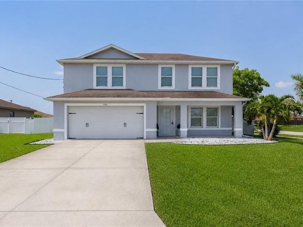 1916 SW 12th TER , CAPE CORAL, FL 33991