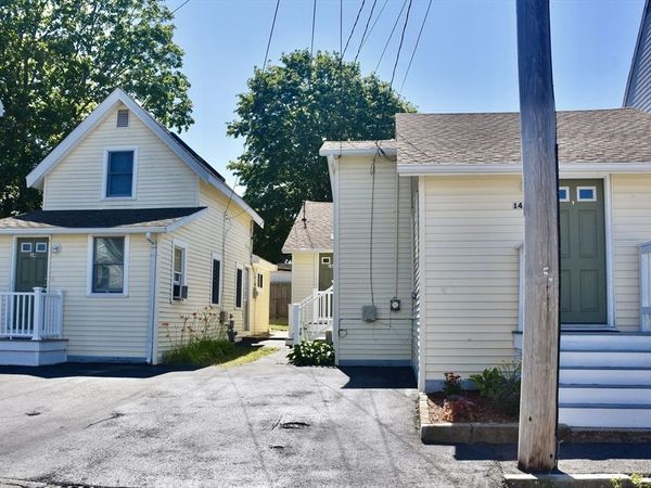 14 Longwood Ave, Wareham, MA 02558