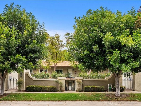 5489 Paseo Del Lago W, Unit B, Laguna Woods, CA 92637