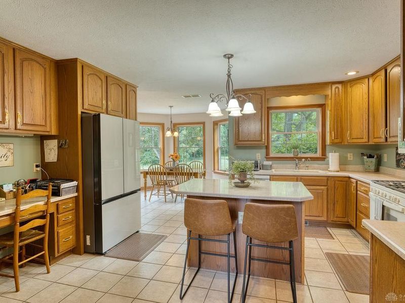 2064 Wilmington Road, Cedarville Township, OH 45314 Photo 6