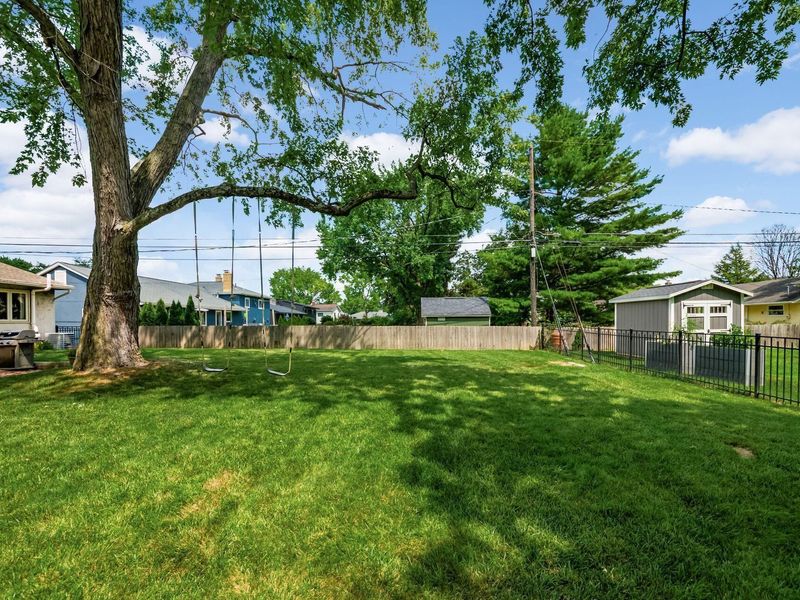 1825 Millwood Drive, Columbus, OH 43221 Photo 35