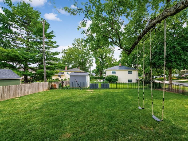 1825 Millwood Drive, Columbus, OH 43221 Photo 37