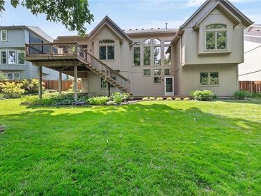 7823 N Cosby Avenue, Kansas City, MO 64151
