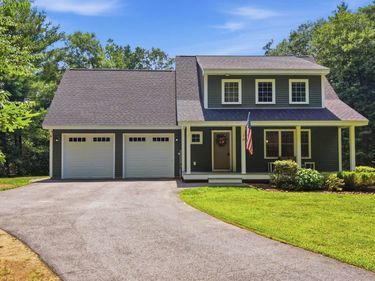 15 Newtown Plains Road, Lee, NH 03861