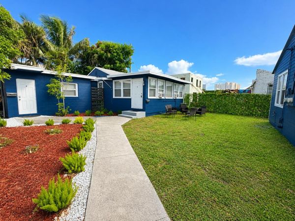 517 Kanuga Drive, Unit 3, West Palm Beach, FL 33401