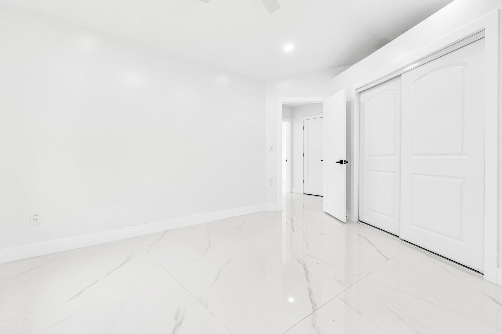5740 SW 33rd Terrace, Fort Lauderdale, FL 33312 Photo