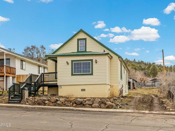 114 E SHERMAN Avenue, Williams, AZ 86046