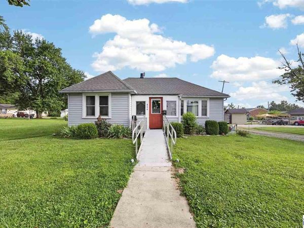 840 NE H Street, Linton, IN 47441