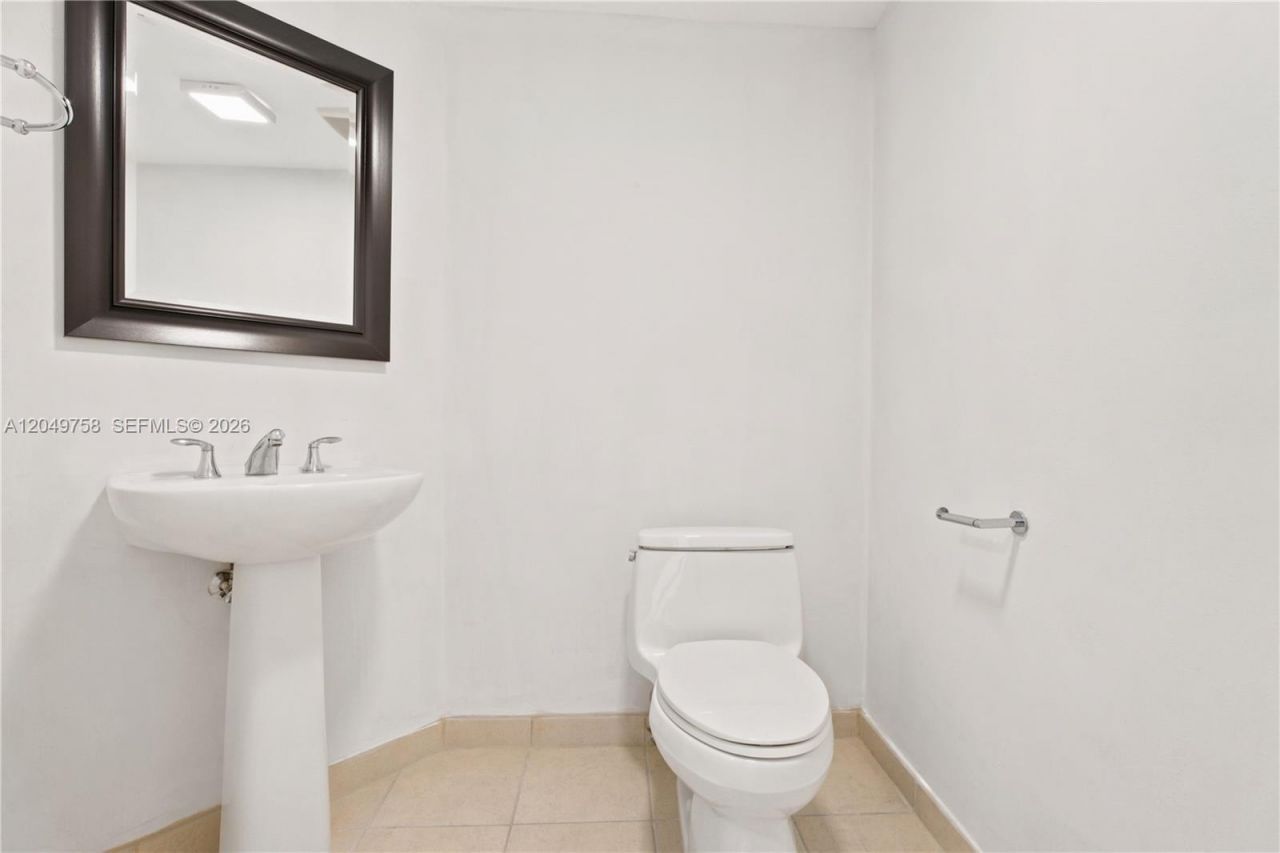16699 Collins Ave , Unit 1604, Sunny Isles Beach, FL 33160 Photo