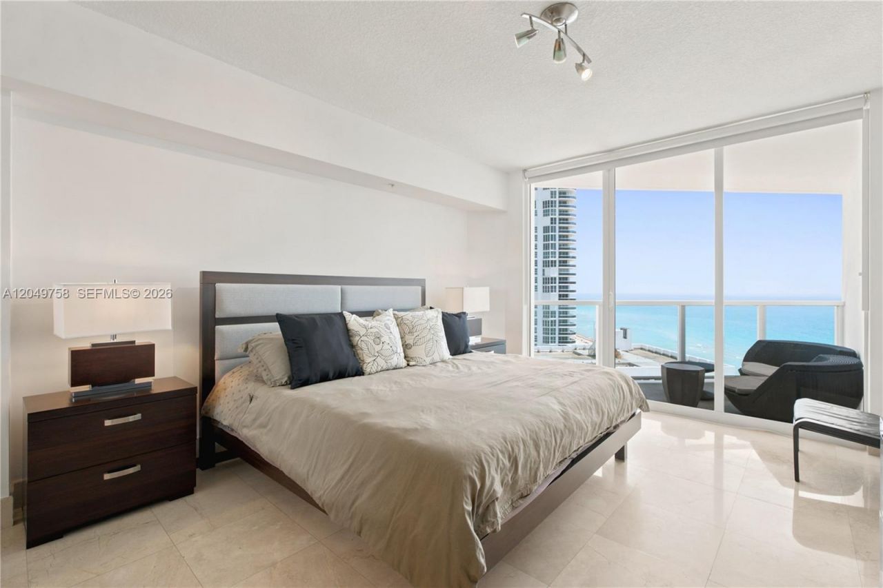 16699 Collins Ave , Unit 1604, Sunny Isles Beach, FL 33160 Photo