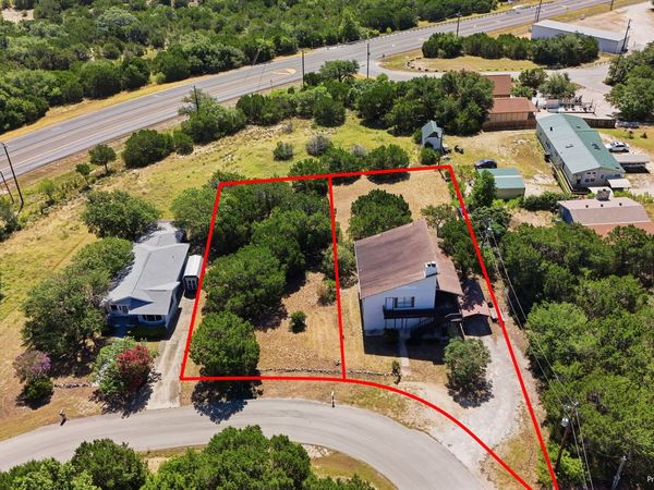 541 Canyon Circle Dr, Canyon Lake, TX 78133