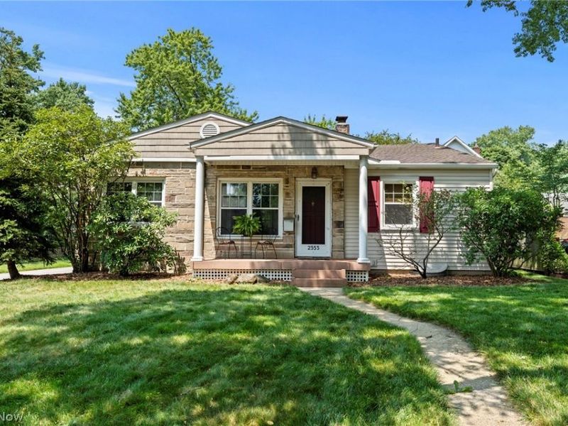 2353 Chestnut Boulevard, Cuyahoga Falls, OH 44223 Photo 1