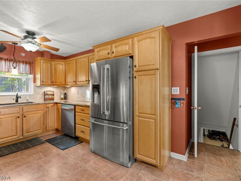 2353 Chestnut Boulevard, Cuyahoga Falls, OH 44223 Photo 15