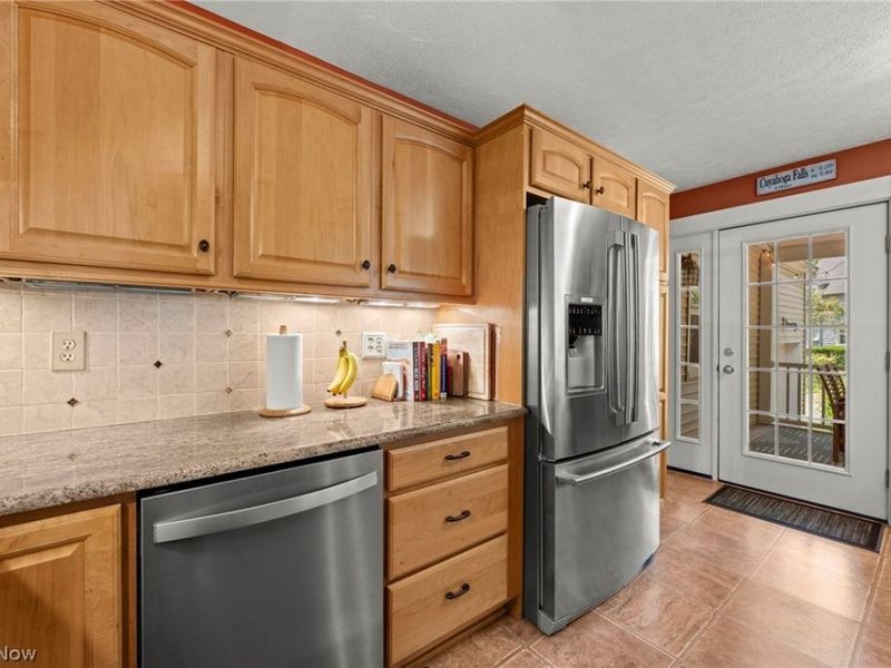 2353 Chestnut Boulevard, Cuyahoga Falls, OH 44223 Photo 19