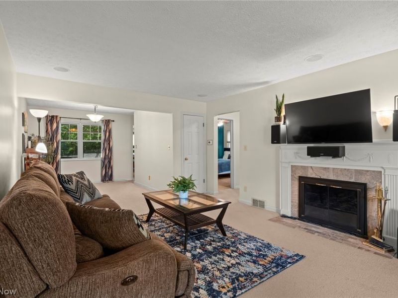 2353 Chestnut Boulevard, Cuyahoga Falls, OH 44223 Photo 8
