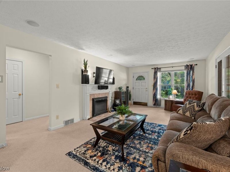 2353 Chestnut Boulevard, Cuyahoga Falls, OH 44223 Photo 9