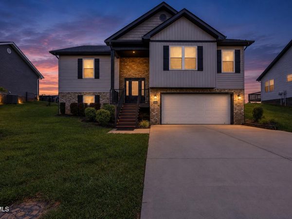 1350 Lemongrass Drive, Jonesborough, TN 37659